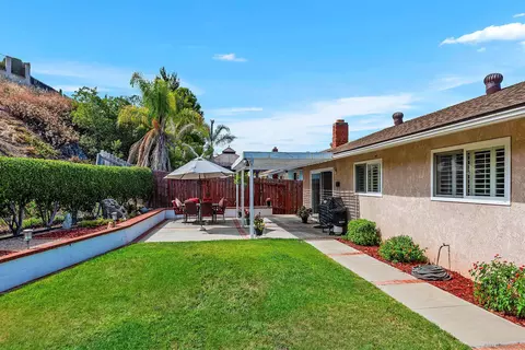 13423 Tobiasson Rd, Poway, CA 92064 photo 2