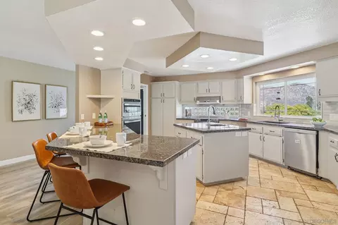 Kitchen - 11810 Hi Ridge Rd, Lakeside, CA 92040 photo 2 of 5