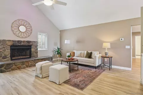 Living - 11810 Hi Ridge Rd, Lakeside, CA 92040 photo 4 of 7