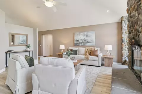 Living - 11810 Hi Ridge Rd, Lakeside, CA 92040 photo 3 of 7