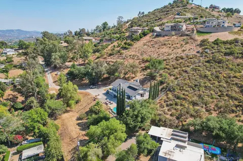View/Area - 11810 Hi Ridge Rd, Lakeside, CA 92040 photo 10 of 12