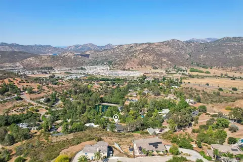View/Area - 11810 Hi Ridge Rd, Lakeside, CA 92040 photo 2 of 12
