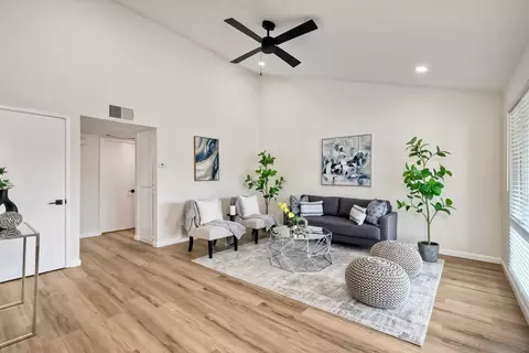 1817 E Grand Ave #72, Escondido, CA 92027