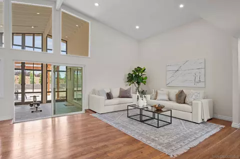 1852 Foxfire Rd, Fallbrook, CA 92028