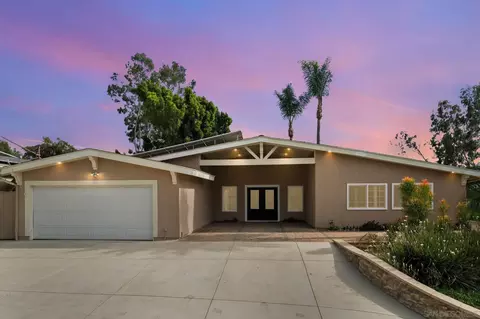 Exterior - 1852 Foxfire Rd, Fallbrook, CA 92028 photo 1 of 11