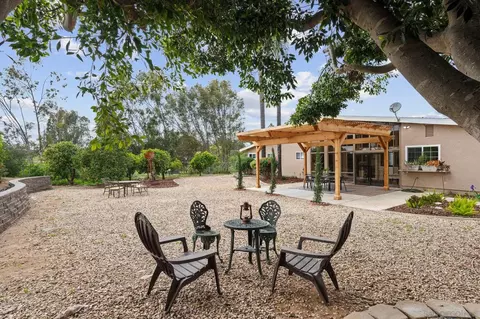 Exterior - 1852 Foxfire Rd, Fallbrook, CA 92028 photo 7 of 11