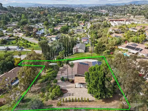 View/Area - 1852 Foxfire Rd, Fallbrook, CA 92028 photo 6 of 6