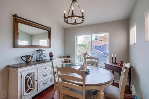 Dining - 335 Whispering Willow Dr #A, Santee, CA 92071 photo 1 of 2