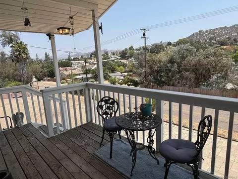 13114 Aurora Dr, El Cajon, CA 92021 photo 2