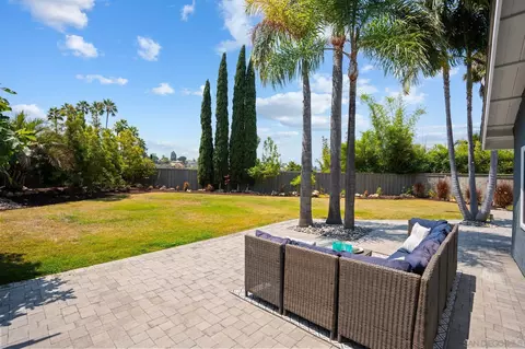 Exterior - 3105 Madera Ct, Carlsbad, CA 92009 photo 6 of 19