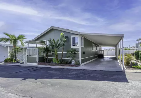 8545 Mission Gorge Rd #SPC 147, Santee, CA 92071