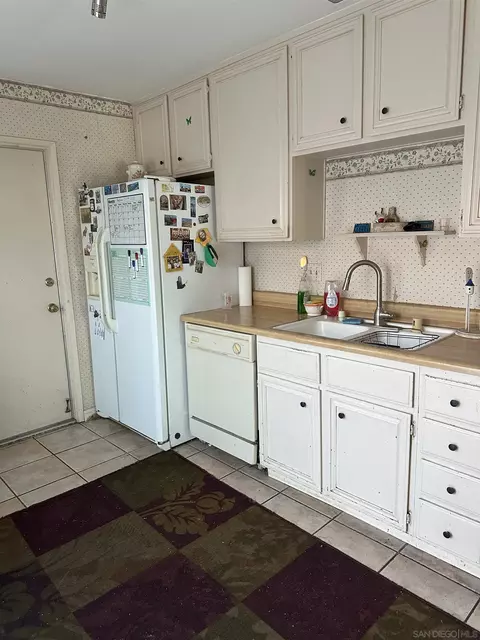 2175 Charise, Escondido, CA 92025 photo 9