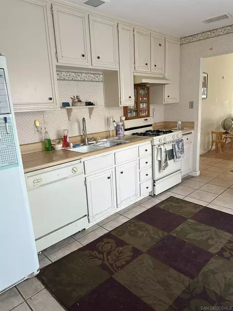 2175 Charise, Escondido, CA 92025 photo 8