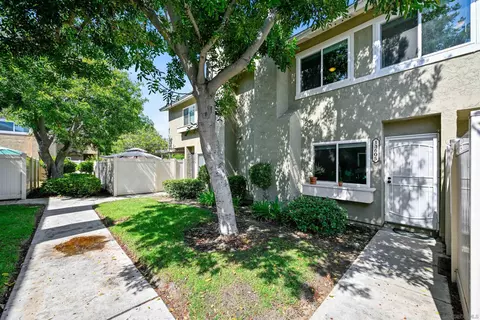 Exterior - 13605 Sycamore Tree Ln, Poway, CA 92064 photo 1 of 6