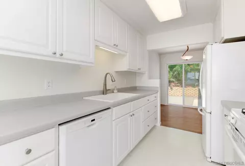 6330 Blanchard Rd, La Mesa, CA 91942 photo 5