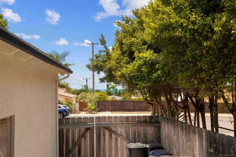 3560 Donna Dr, Carlsbad, CA 92008 photo 36