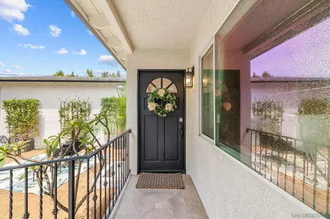 3560 Donna Dr, Carlsbad, CA 92008 photo 4