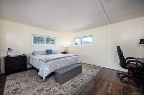 Bedroom - 8301 Mission Gorge Rd #SPC 382, Santee, CA 92071 photo 2 of 4