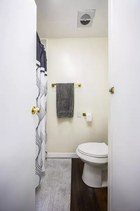 Bath - 8301 Mission Gorge Rd #SPC 382, Santee, CA 92071 photo 3 of 3