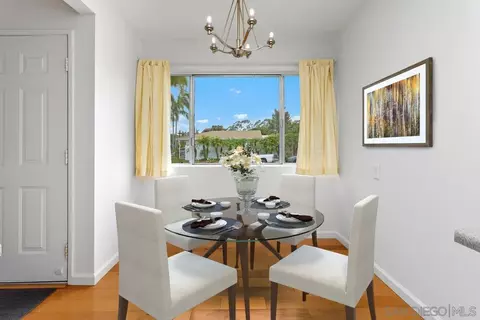 Dining - 709 Sunflower St, Encinitas, CA 92024 photo 1 of 2