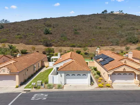 2139 Royal Lytham Gln, Escondido, CA 92026