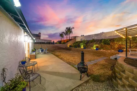 Exterior - 10150 Waynecrest Ln, Santee, CA 92071 photo 6 of 21