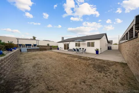 Exterior - 10150 Waynecrest Ln, Santee, CA 92071 photo 19 of 21