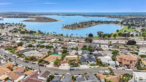 3226 Lloyd St, San Diego, CA 92117