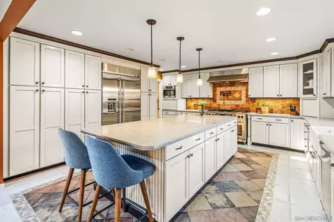 Kitchen - 2260 E Mission Rd, Fallbrook, CA 92028 photo 1 of 5