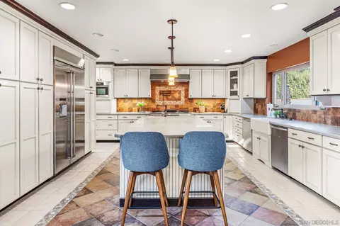 Kitchen - 2260 E Mission Rd, Fallbrook, CA 92028 photo 2 of 5