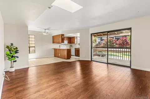 440 Citracado Pkwy UNIT 52, Escondido, CA 92025