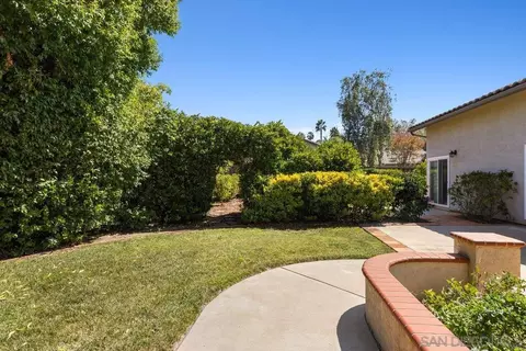 Exterior - 2084 Roberts Pl, Escondido, CA 92029 photo 9 of 14