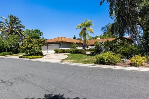 Exterior - 2084 Roberts Pl, Escondido, CA 92029 photo 12 of 14
