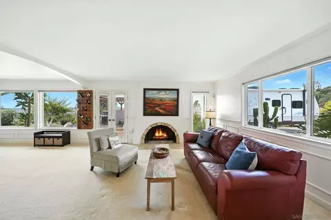 Living - 4343 Avenida Gregory, Spring Valley, CA 91977 photo 2 of 5
