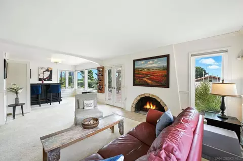 Living - 4343 Avenida Gregory, Spring Valley, CA 91977 photo 3 of 5