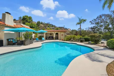 Exterior - 4343 Avenida Gregory, Spring Valley, CA 91977 photo 9 of 12