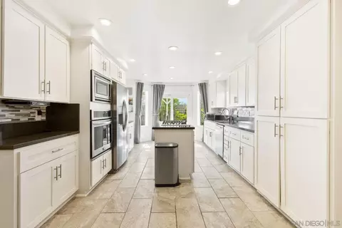 Kitchen - 1909 Cheyenne, Oceanside, CA 92056 photo 1 of 4