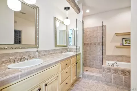 Bath - 16602 Granite Dr, Ramona, CA 92065 photo 3 of 4