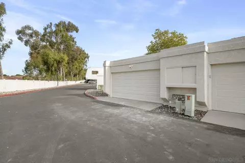Exterior - 6915 Pear Tree Dr, Carlsbad, CA 92011 photo 5 of 6