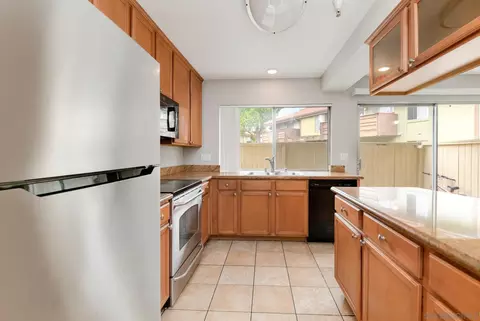 Kitchen - 615 Fredricks Ave #153, Oceanside, CA 92058 photo 4 of 4