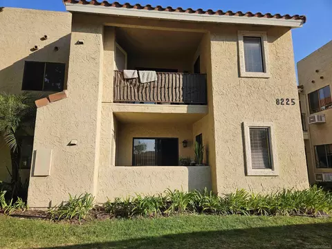 8225 Jade Coast Rd #125, San Diego, CA 92126