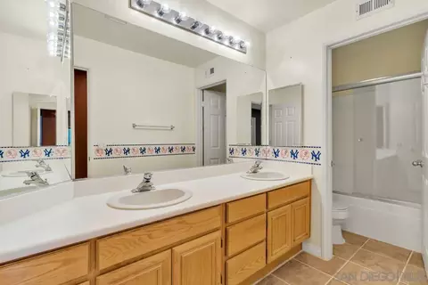 Bath - 10496 Chaparral Dr, Santee, CA 92071 photo 6 of 7