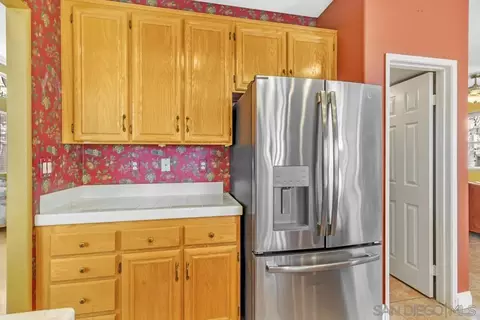 Kitchen - 10496 Chaparral Dr, Santee, CA 92071 photo 4 of 10
