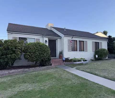 3761 Poe St, San Diego, CA 92107