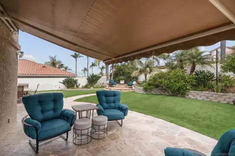Exterior - 4640 Sunburst Rd, Carlsbad, CA 92008 photo 3 of 10