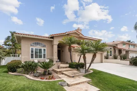 Exterior - 4640 Sunburst Rd, Carlsbad, CA 92008 photo 7 of 10
