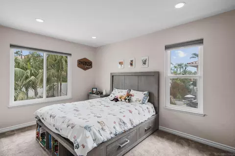 Bedroom - 4640 Sunburst Rd, Carlsbad, CA 92008 photo 4 of 4