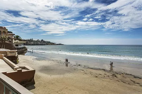 View/Area - 1920 Spindrift Dr, La Jolla, CA 92037 photo 1 of 6