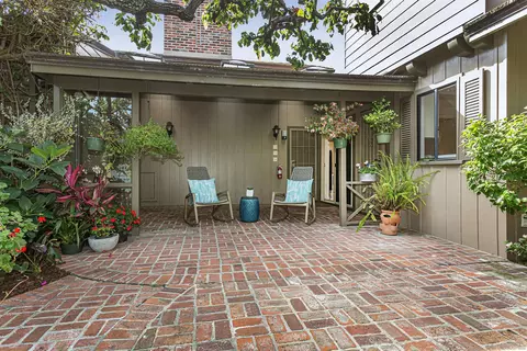 Exterior - 1920 Spindrift Dr, La Jolla, CA 92037 photo 11 of 13