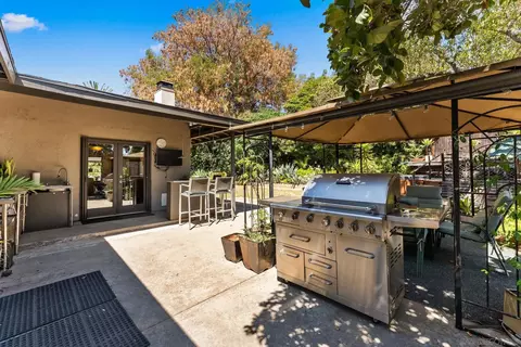 Exterior - 1767 Wind River Rd, El Cajon, CA 92019 photo 16 of 17